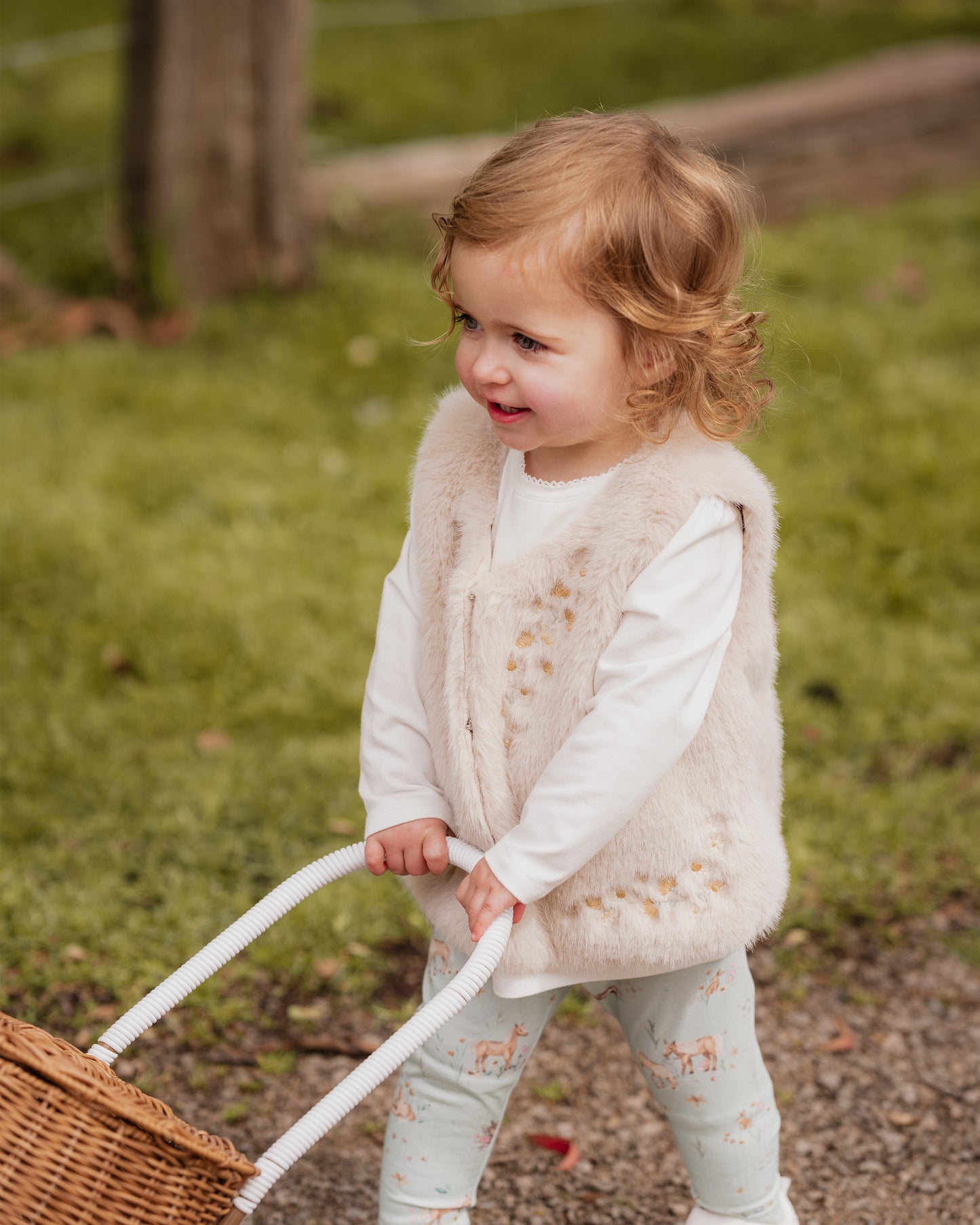 Winnie Emb Faux Fur Vest (00 - 7y)